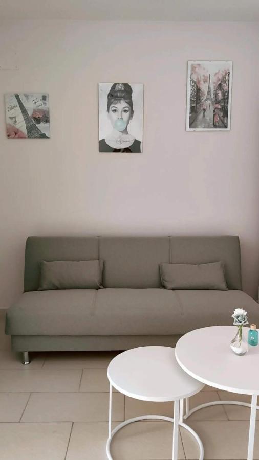 Casa Vacanze Da Tiffany Apartment ปอร์โต ซันเตลปีดิโอ ภายนอก รูปภาพ